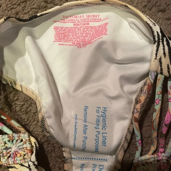 Victoria’s Secret cheeky bikini swimsuit XS - Picture 3 of 4